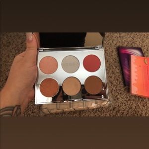 BECCA highlight bronze and blush pallete